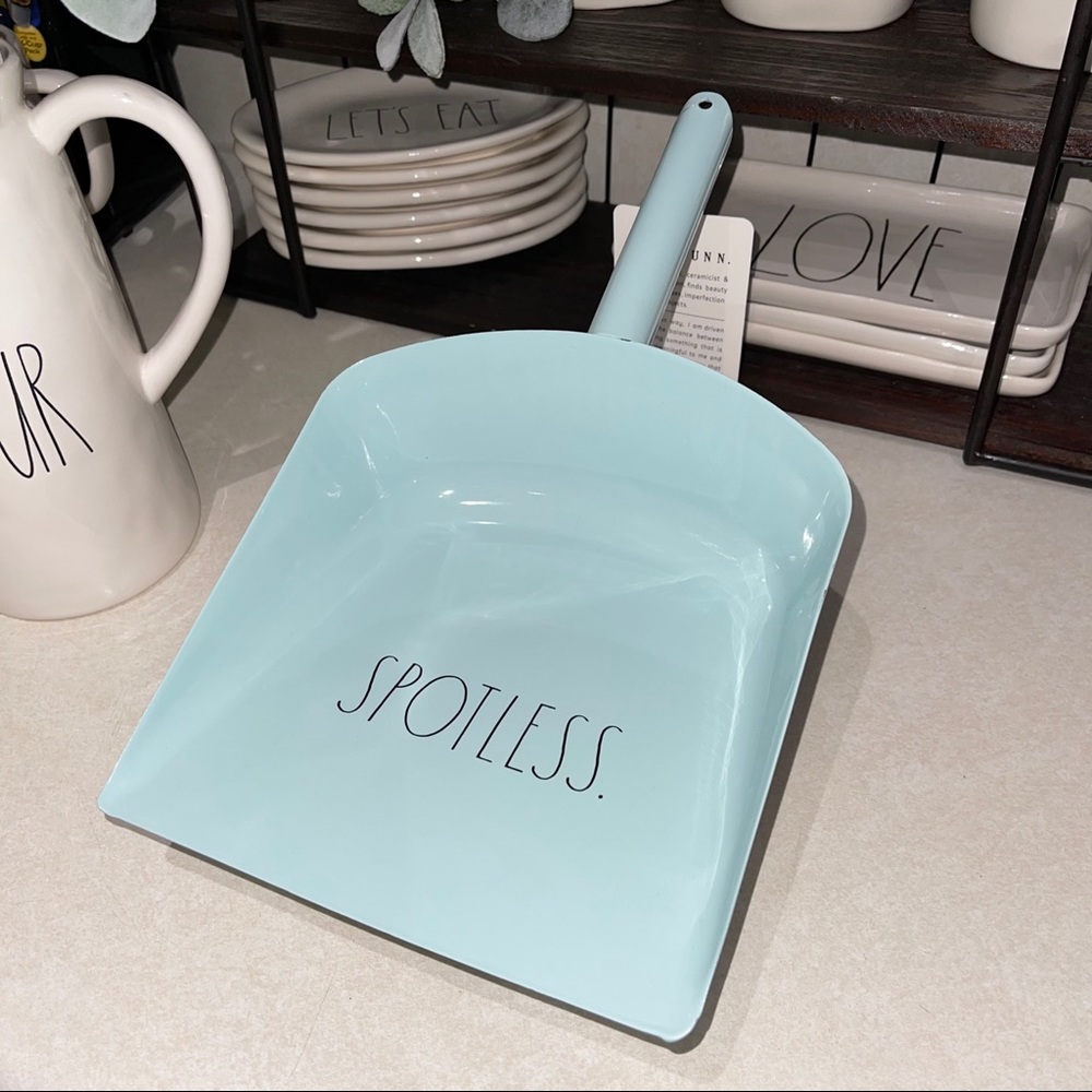 New Rae Dunn SPOTLESS Metal Dust Pan